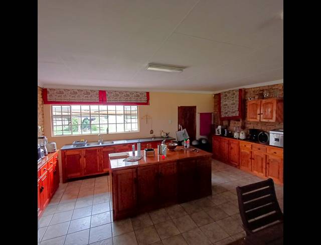 4.60HA FARM FOR SALE IN HARTBEESFONTEIN AH